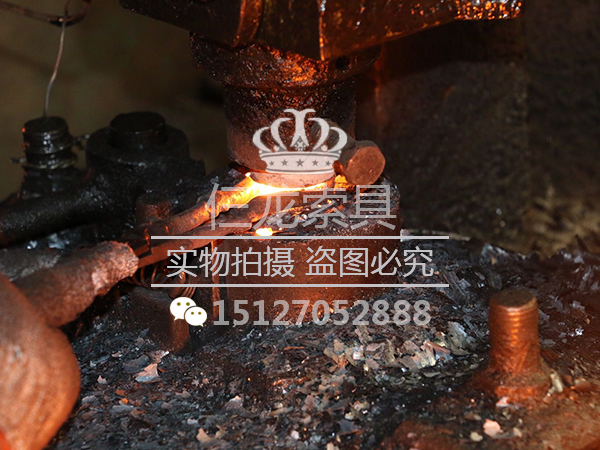廠房設(shè)備